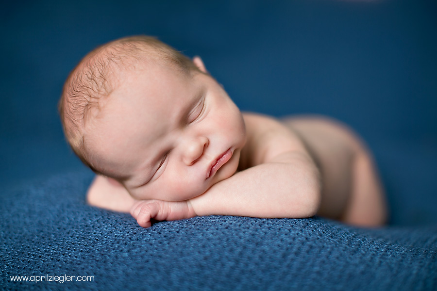 Philadelphia-newborn-photographer-00