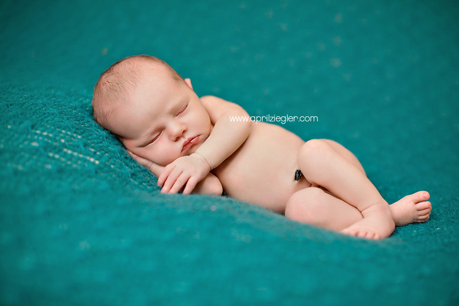 philadelphia-newborn-photographer-001